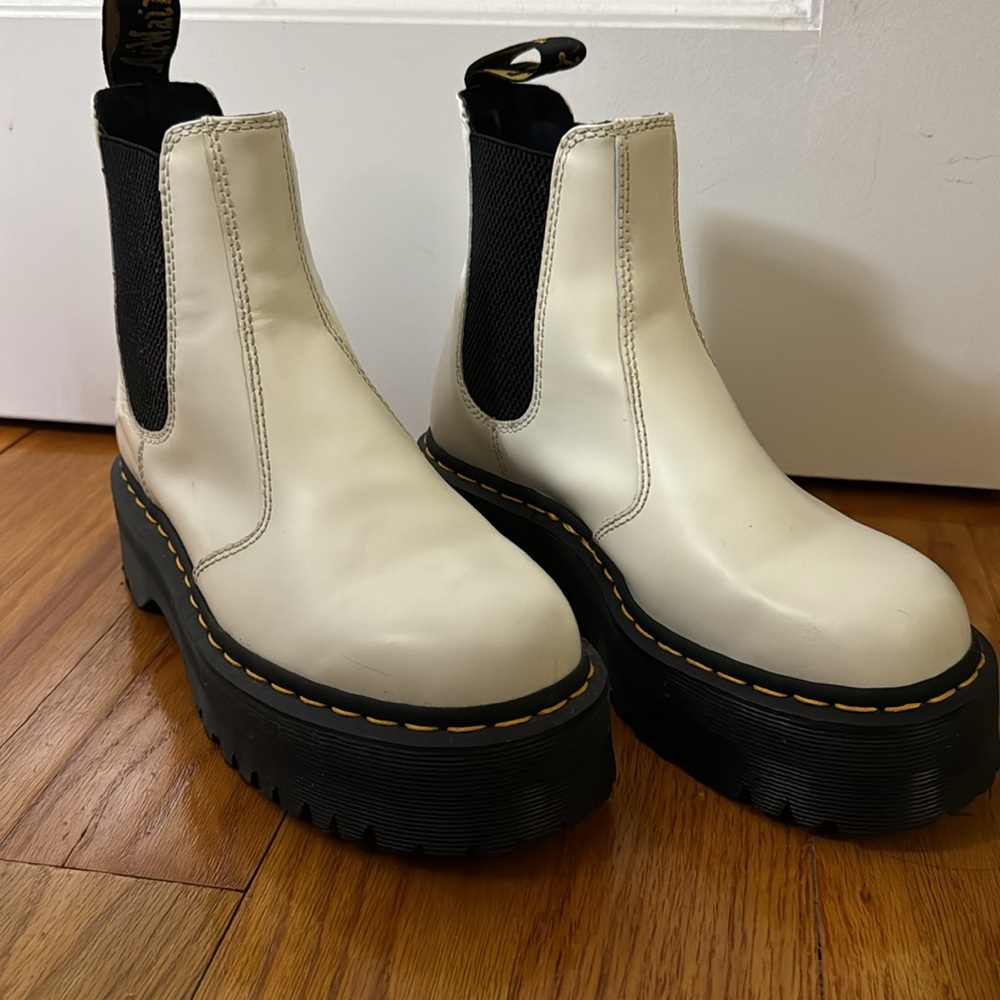 Dr Martins Quad Chelsea Boot